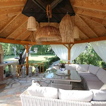 Chalet Stone House In Mesudiye Appartamento